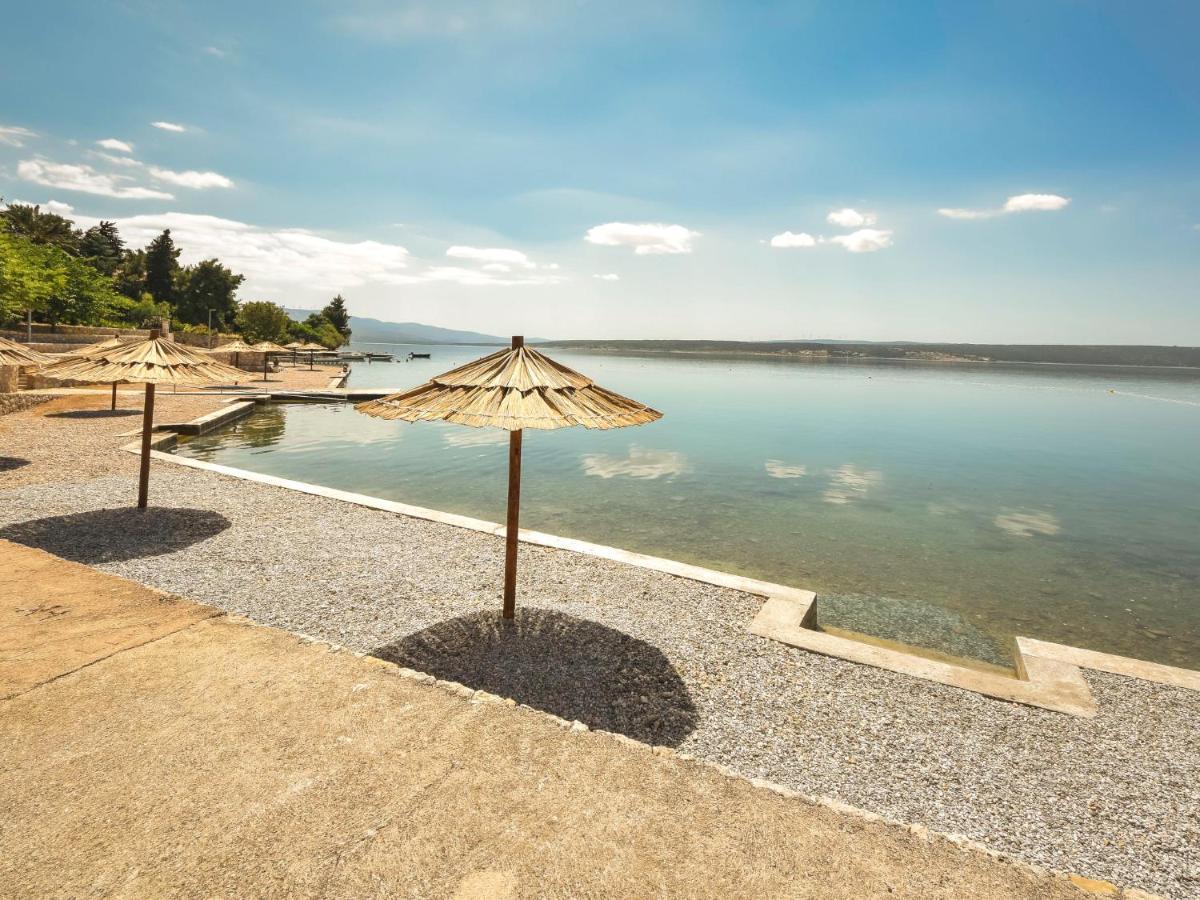 Apartment Maja - SRD423 Maslenica Bagian luar foto