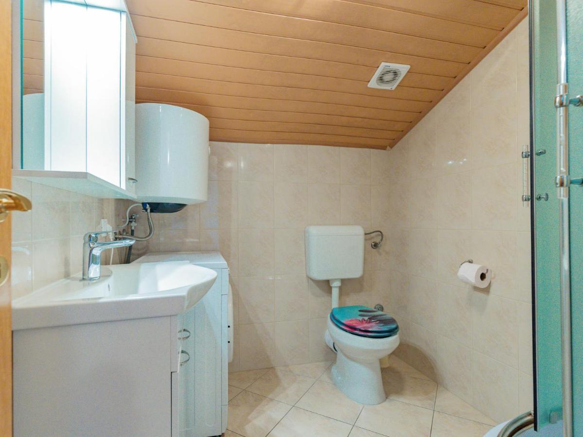 Apartment Maja - SRD423 Maslenica Bagian luar foto